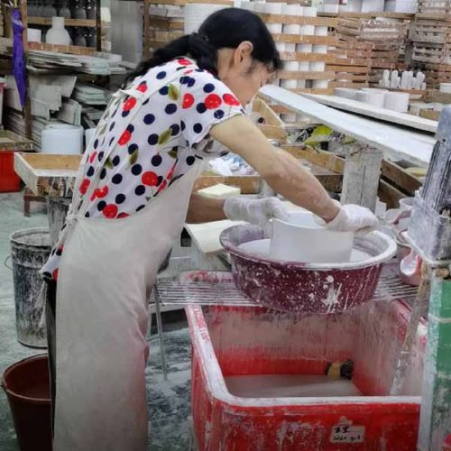 The Difference Between Underglaze and Overglaze Homey Ceramic