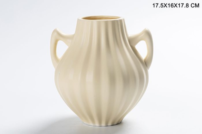 ceramic vase matt