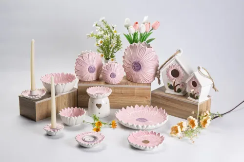 Pastel-coloured vases and bowls for spring home décor